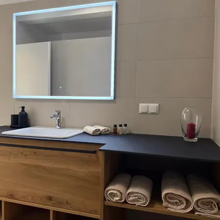 Ruhe Und Komfort Bei Tinyhouseanna